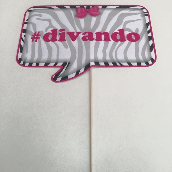Placa "divando"