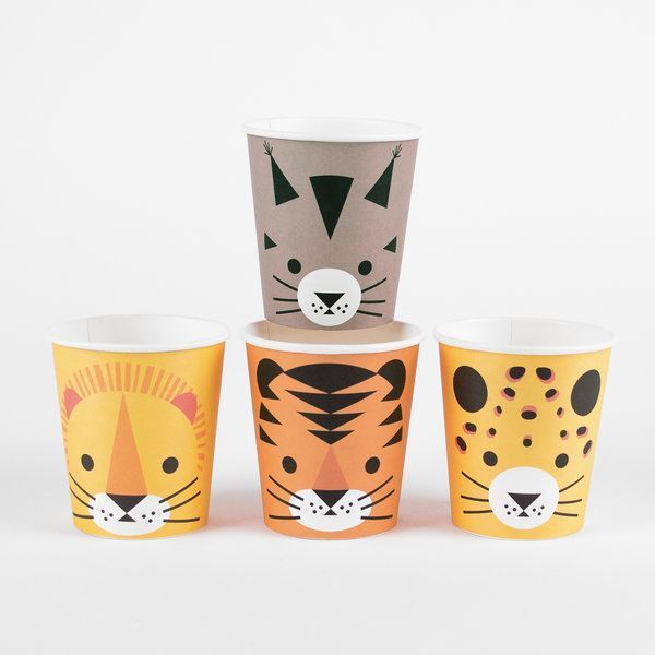 8 Copos Mini Felinos