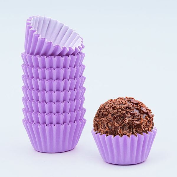 Forma Brigadeiro Lisa Lilás 100un